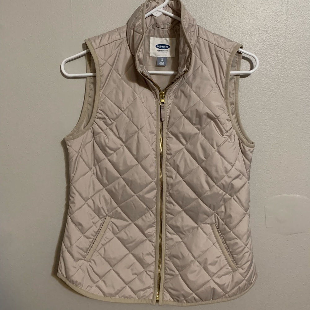 Old Navy beige vest